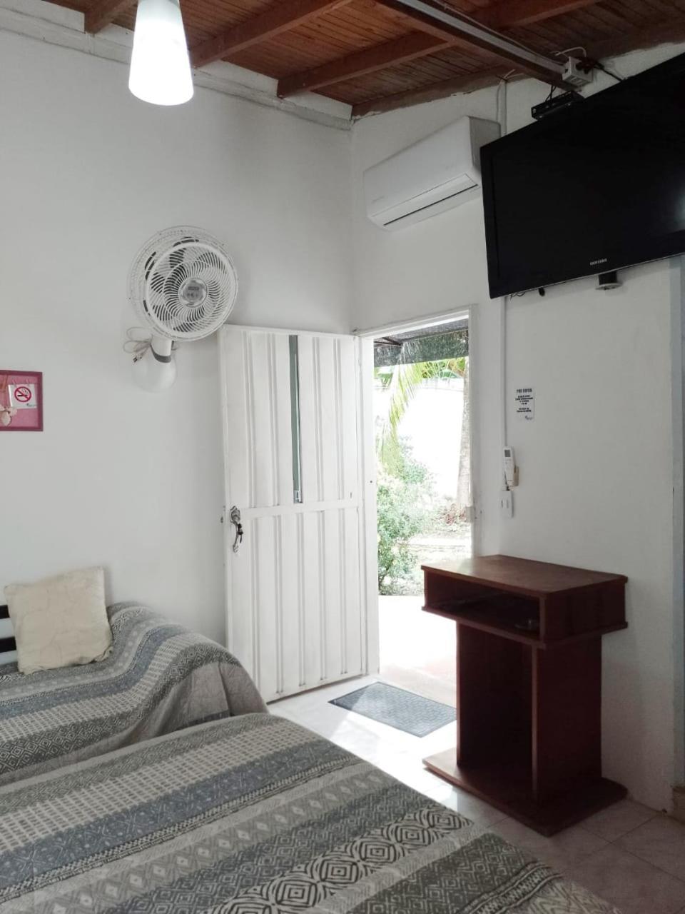 Hostal Corales Tolú Buitenkant foto