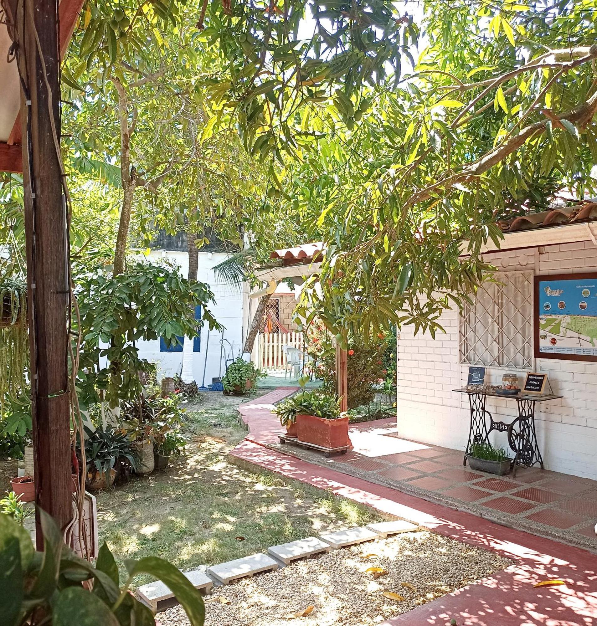 Hostal Corales Tolú Buitenkant foto