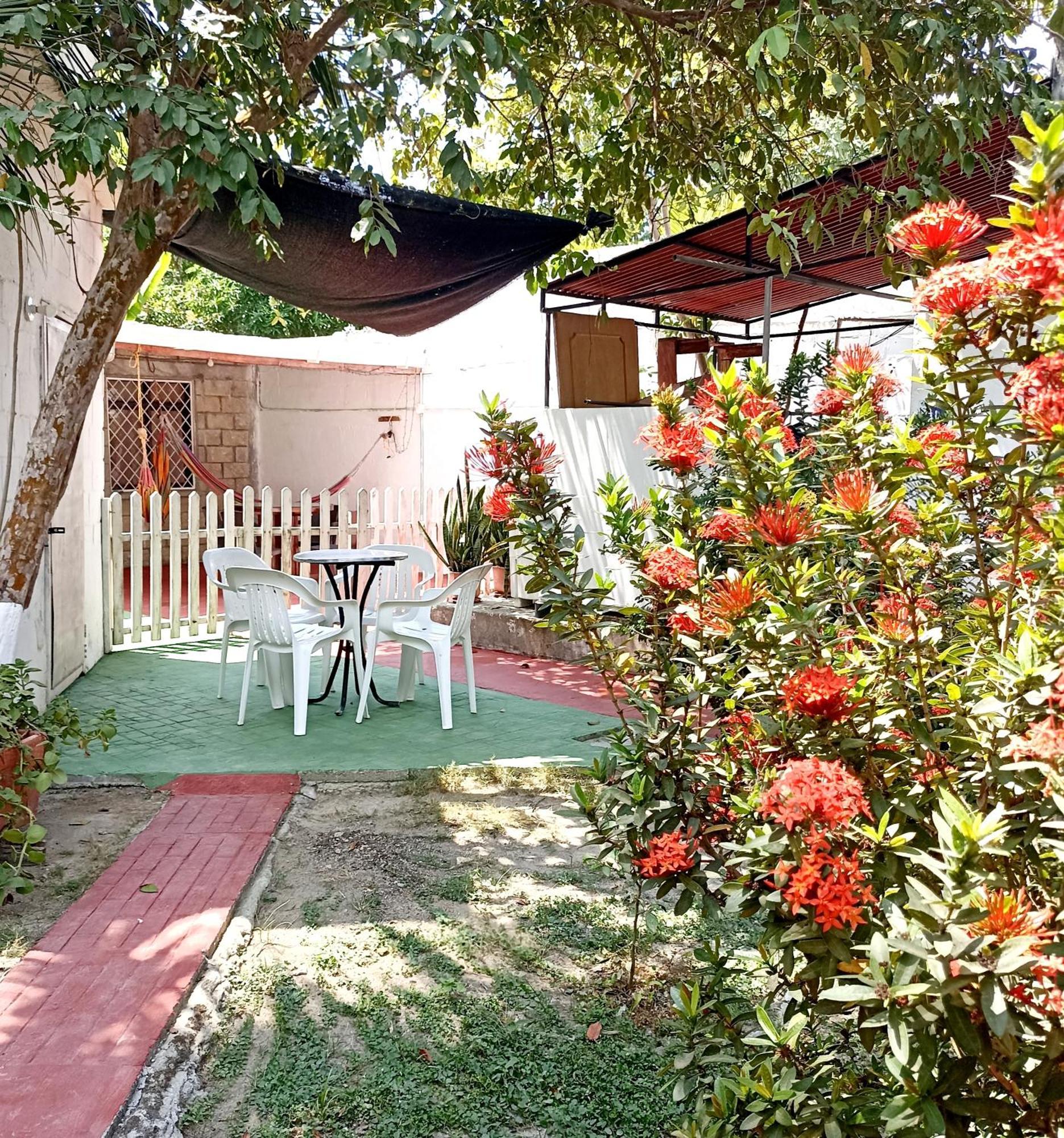 Hostal Corales Tolú Buitenkant foto